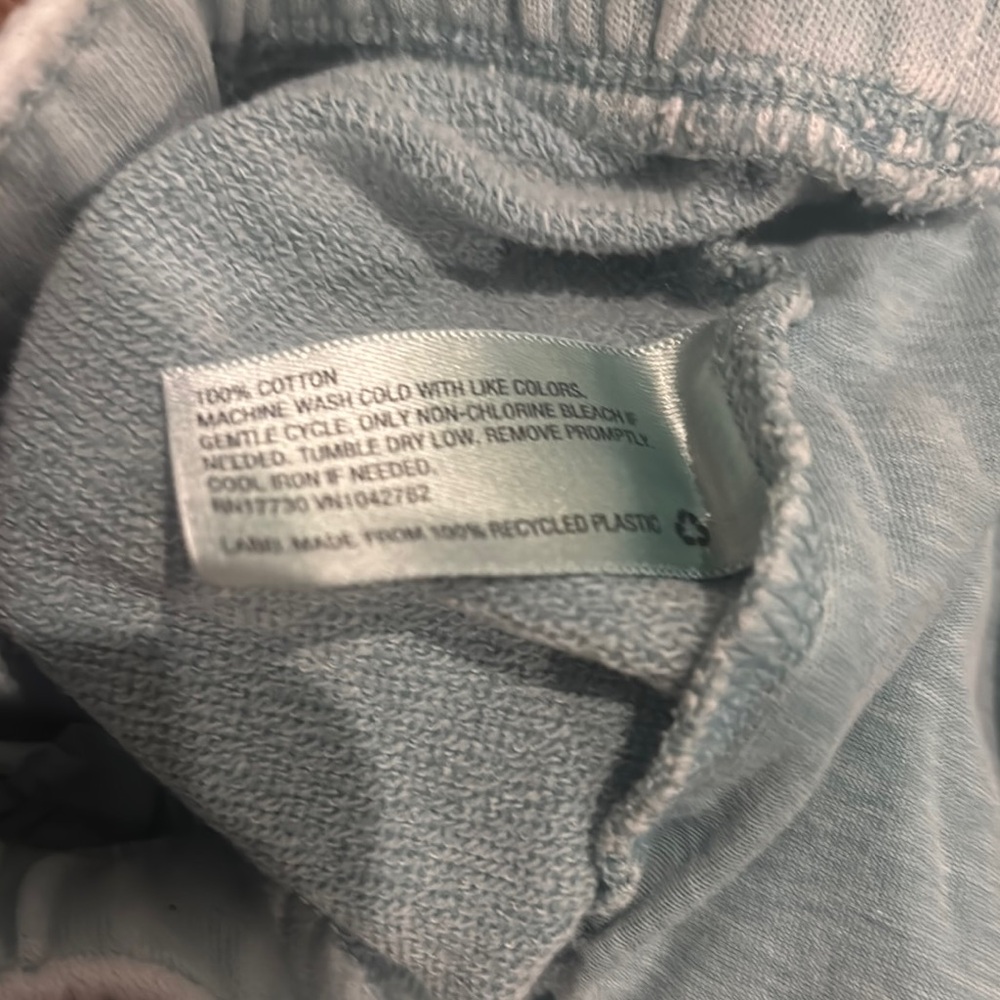 Universal Thread shorts - Picture 4 of 4